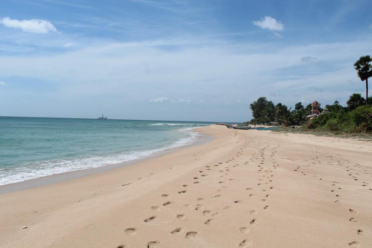 108 Palms Beach Resort Trincomalee Exteriér fotografie