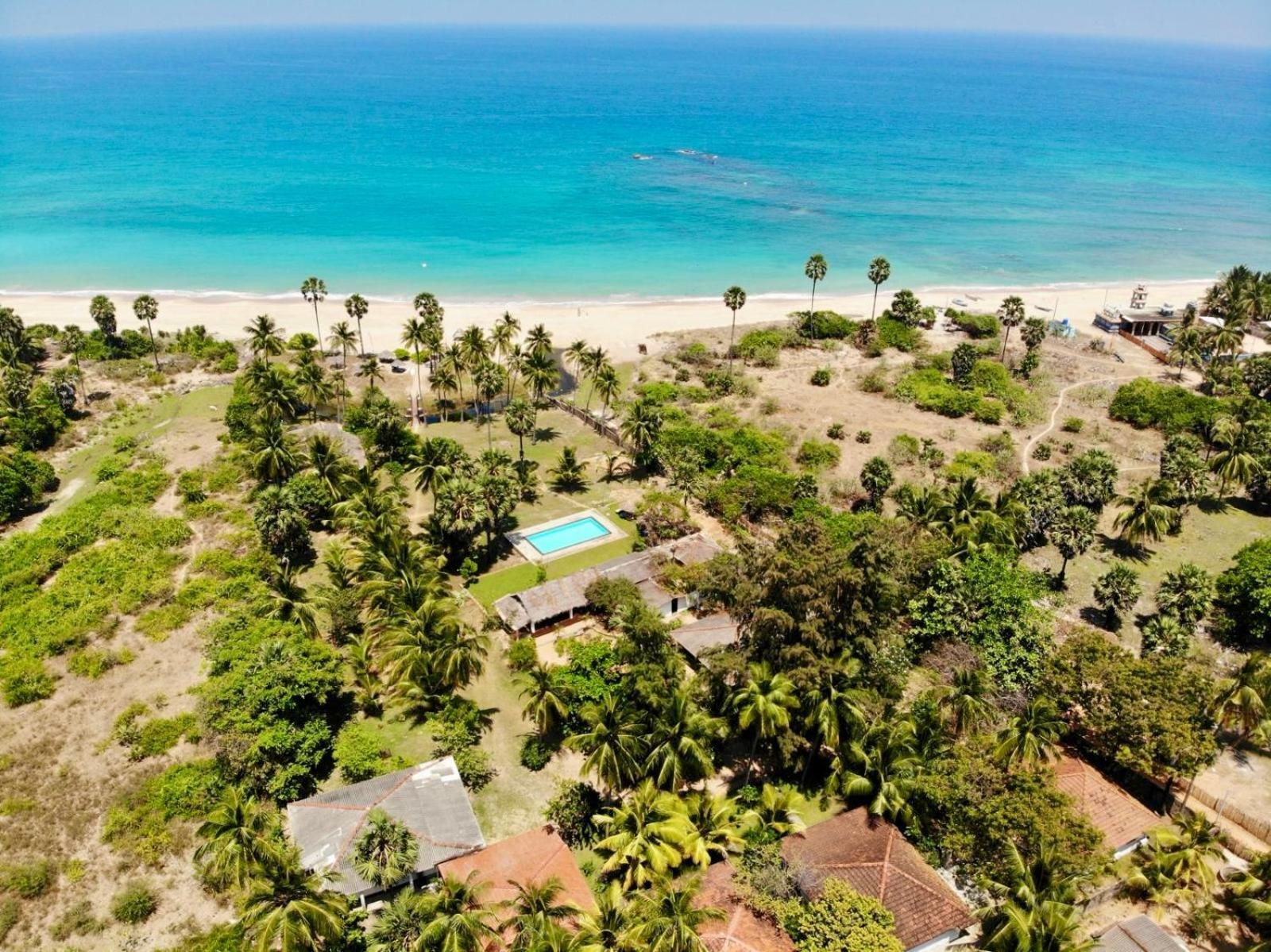 108 Palms Beach Resort Trincomalee Exteriér fotografie
